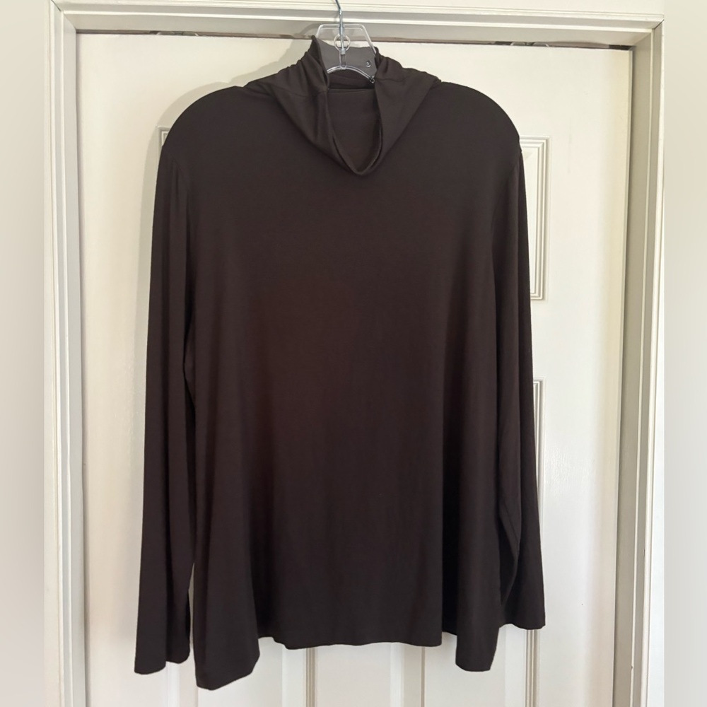 Worn only once. Excellent condition very thin, stretchy and soft. Nordstrom